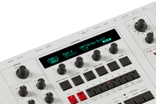 DMNO 8-Voice Analog-Hybrid Synthesizer